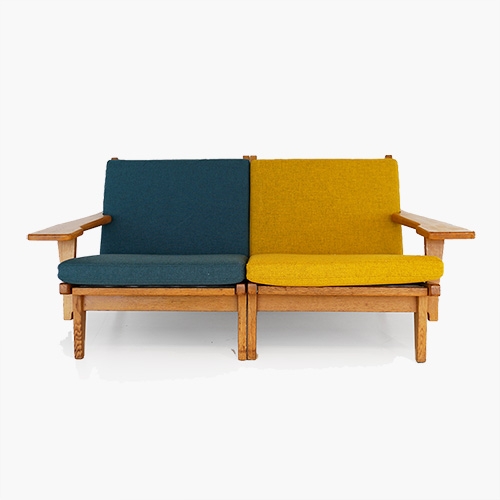 Sofa for 2 (Designer: Hans J.Wegner) (CB223076)
